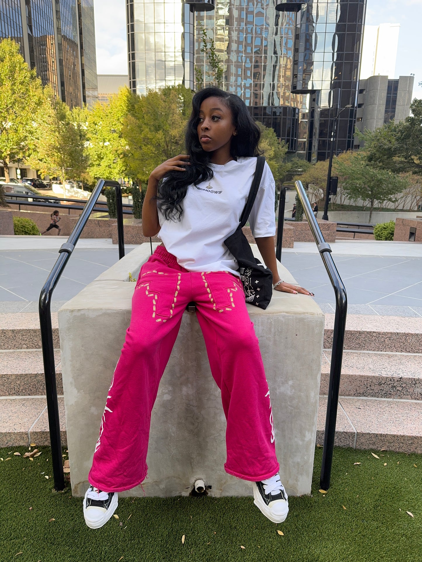 Pink 01 GLÖCK SWEATS